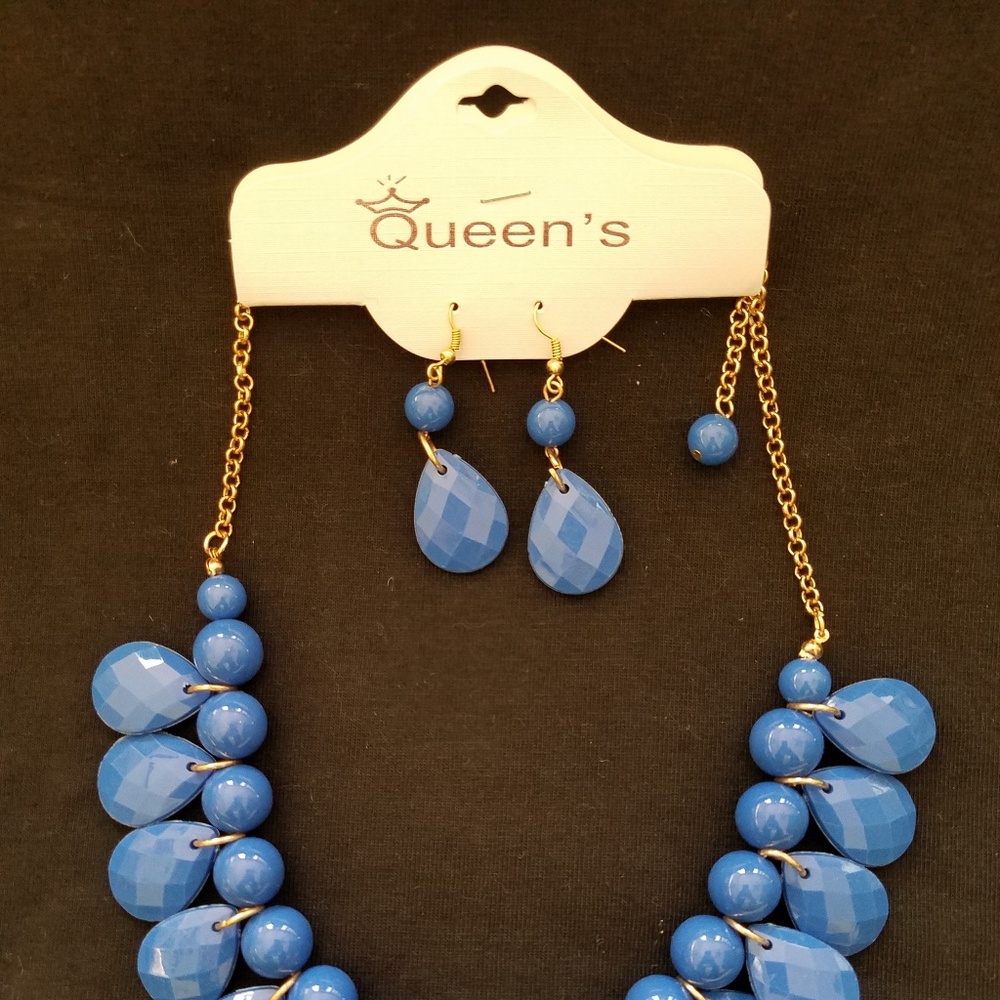 Matching Necklace and Earrings - Picture 3 of 4